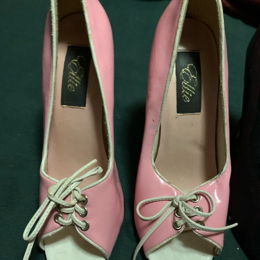 Shoes - Picture 3 of 3